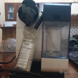 macchina da caffè Nespresso Lattissima Touch di De