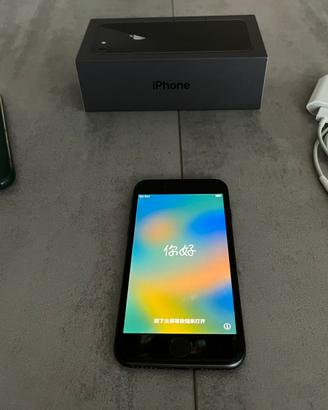 Apple iPhone 8
