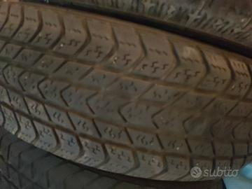 treno pneumatici attacchi Fiat