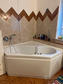 Vasca da bagno con idro
