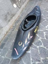 kayak marca prión modello Alien