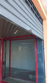 Locale commerciale FOSSACESIA