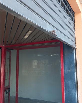 Locale commerciale FOSSACESIA