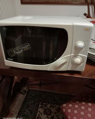 forno microonde de longhi