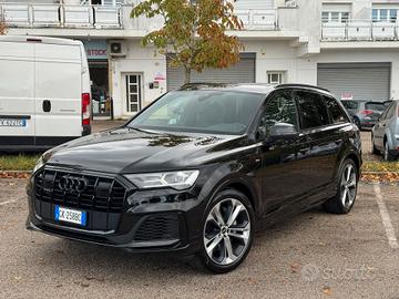 Audi Q7 55 TFSI e quattro tiptronic Sport