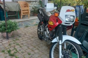 moto honda dominator 650