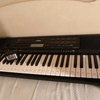 Tastiera Yamaha PSR-E273