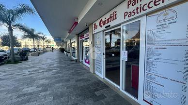 NEGOZIO A LADISPOLI
