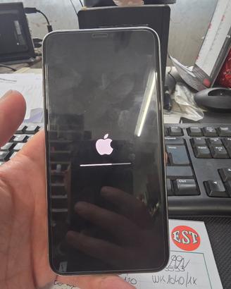 iphone 11 pro max 64GB