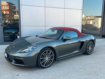 Porsche 718 Spyder 718 Boxster 2.0 - possibilità l