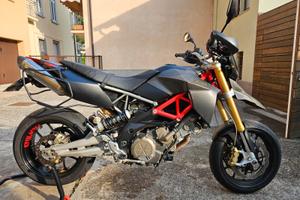 Aprilia Dorsoduro 750 Factory