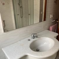 Mobile da bagno con specchio