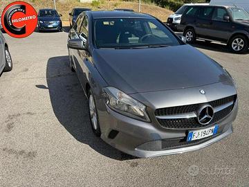MERCEDES-BENZ A 160 d Business