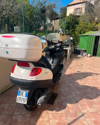 scooter Piaggio X9 evolution 250