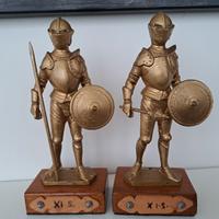 Coppia di statue cavalieri