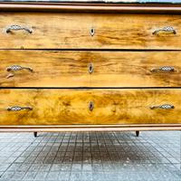 Comò antico con specchio e ripiano in vetro