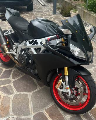 Aprilia Rsv4 aprc 2012