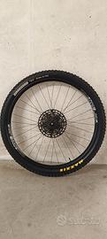 Ruota MTB Enduro 29 DT Swiss Maxxis