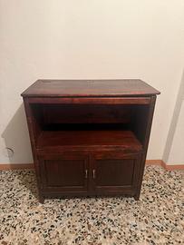 Mobile rustico in legno massello con ribalta