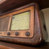 Radio antica Telefunken d’epoca in legno