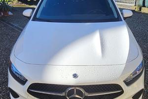 MERCEDES-BENZ A 180 D