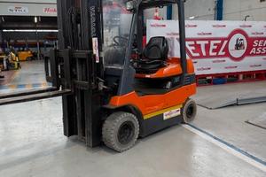 Carrello elevatore elettrico