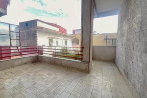 3 locali a casalnuovo di napoli