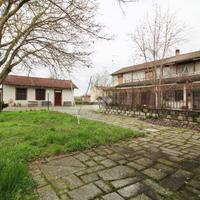 PORZIONE DI BIFAMILIARE A ZEME