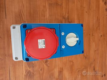 Presa interbloccata gewiss