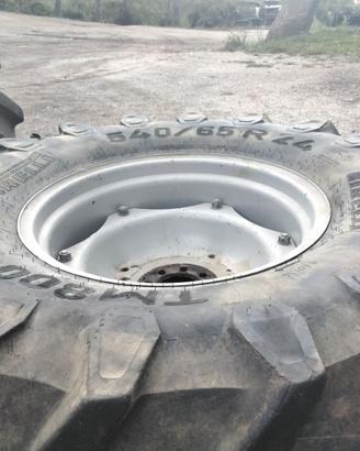 GOMME TRELLEBORG 600/65R34 e 540/65R24 con CERCHI