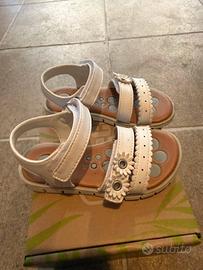 Sandali chicco bimba