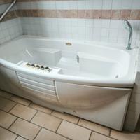 idromassaggio Jacuzzi 