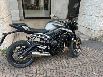 Triumph street triple 765 R 2024