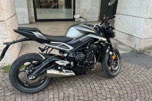Triumph street triple 765 R 2024