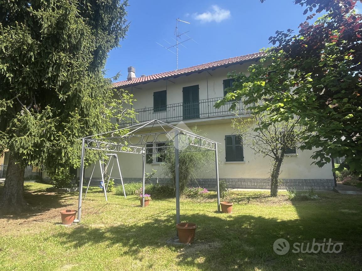 CASA INDIPENDENTE A BEREGAZZO CON FIGLIARO - Vista 3