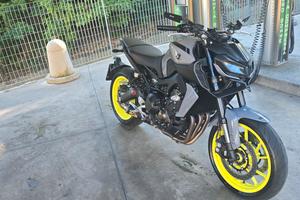 Yamaha MT09 