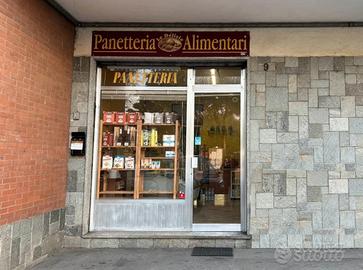 Piossasco locale commerciale