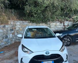 Toyota Yaris Hybrid 2021