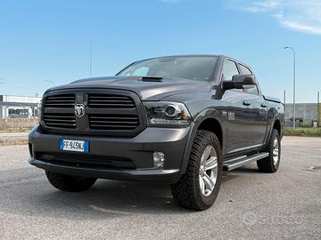 DODGE RAM 1500 SPORT anno 2016