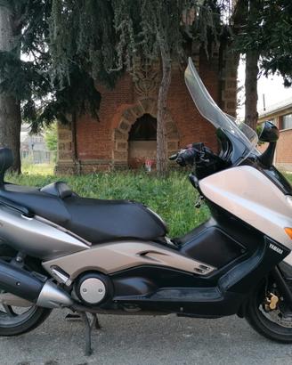 Yamaha TMax 500-Tagliandato- Parabrezza- Schienale