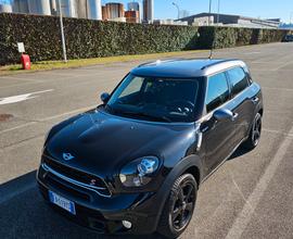 Mini Cooper countryman SD automatica neopatentato