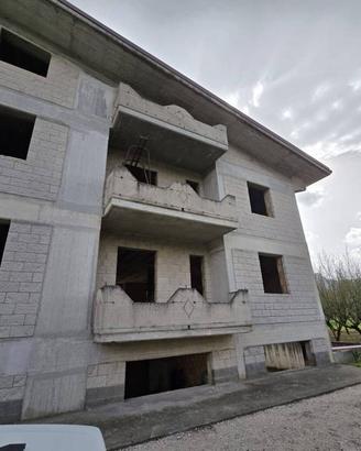 Appartamento di 135 m² con 3 locali e box auto dop