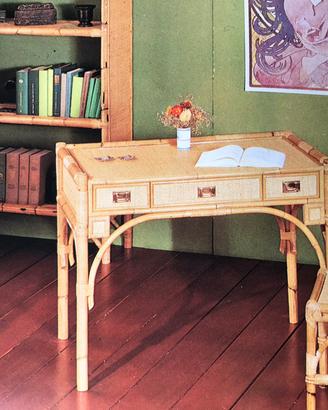 scrivania in manao e midollino vintage