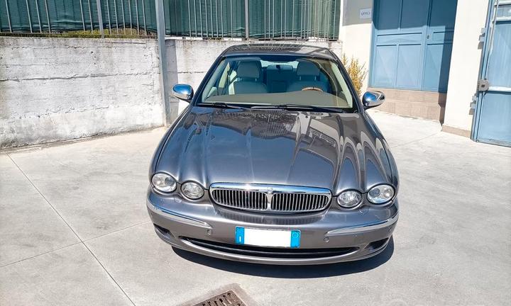 JAGUAR X-Type X400/6/7/8/9 - 2006