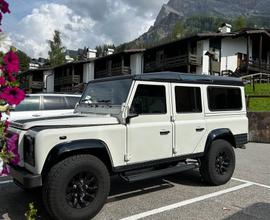 LAND ROVER Defender - 2005