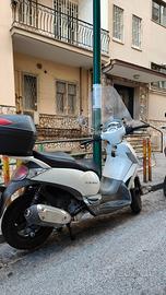 scooter Aprilia Scarabeo 300s, anno 2009, 
