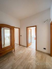Appartamento di 90 m² con 4 locali e box auto a Bo