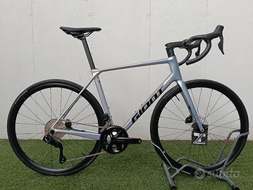 TCR ADVANCED 1 KOM 2026 (PREORDINE)