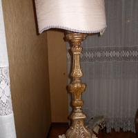 Candelabro-portalume antico