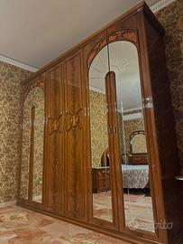 Camera da letto completa in legno